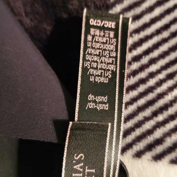 Victoria's Secret Bra size 32C Beautiful - Picture 5 of 7